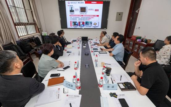 普源精電科技股份董事長一行訪問通院，共商教育科技領(lǐng)域技術(shù)開發(fā)新篇章